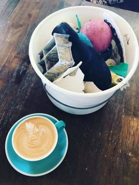 free-coffee-in-exchange-for-rubbish